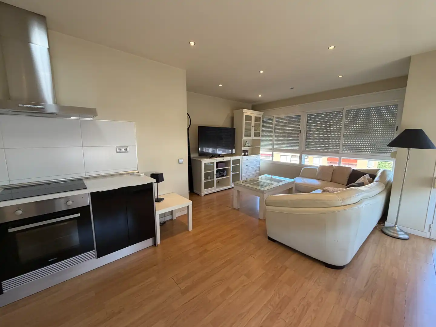 Living room of Flat for rent in Úbeda  with Air Conditioner, Furnished and Oven