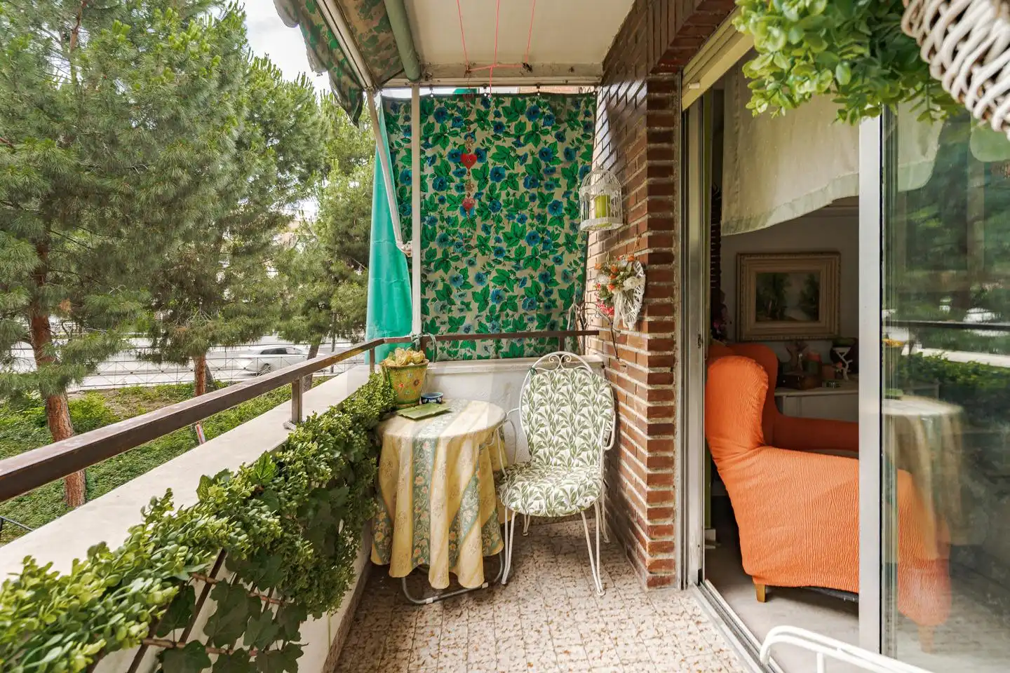 Balcony of Flat for sale in San Sebastián de los Reyes  with Heating, Parquet flooring and Terrace