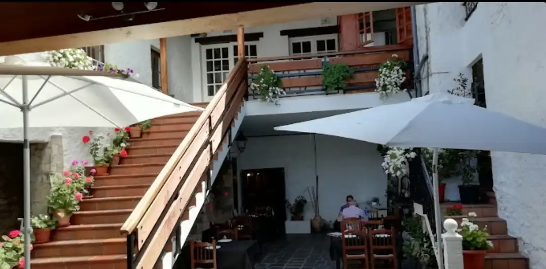 Commercial properties for sale in Cacabelos  with Terrace and Furnished
