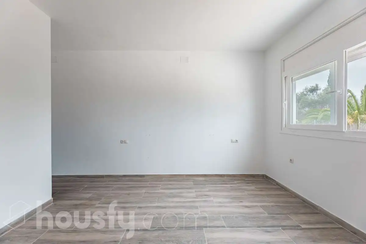 Dormitori de Casa o xalet en venda en Calafell amb Jardí privat, Terrassa i Traster