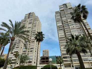 Apartament amb piscina en venda a Calle Lepanto