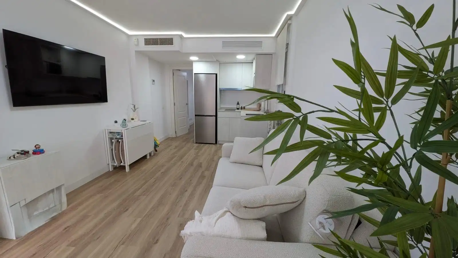 Apartments for rent in SALINAS, Cortijo Torrequebrada