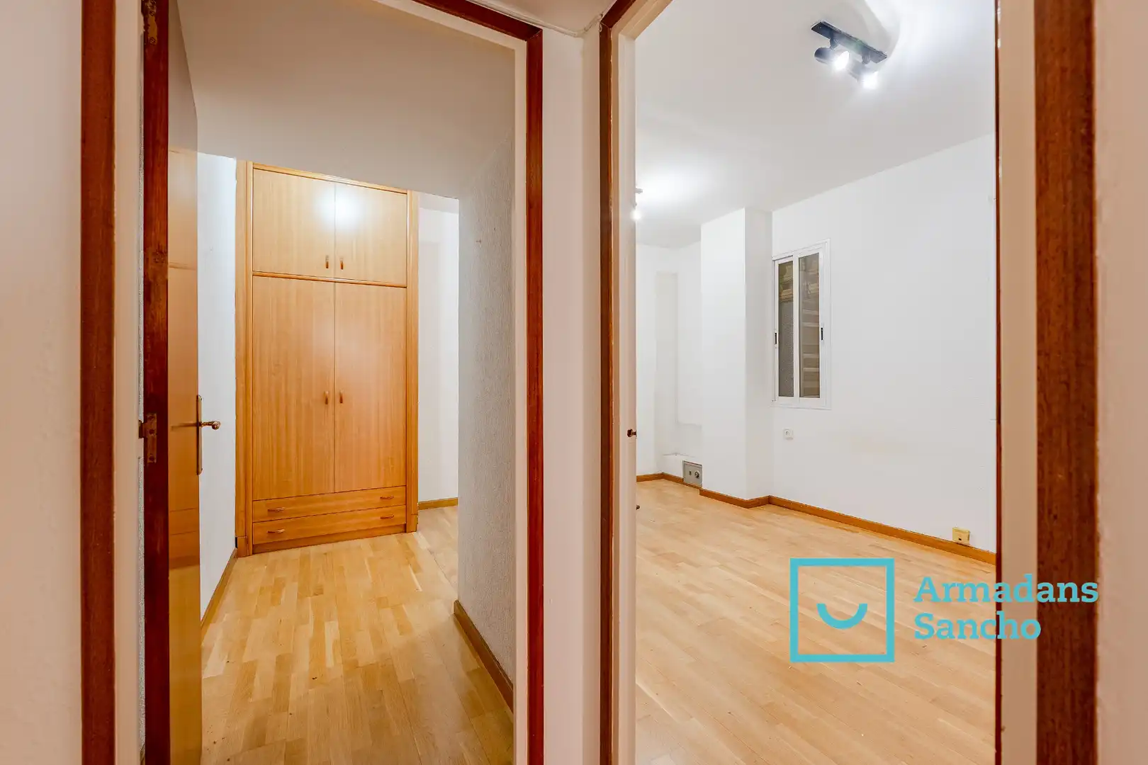 Flat for sale in Barcelona  with Parquet flooring and Balcony