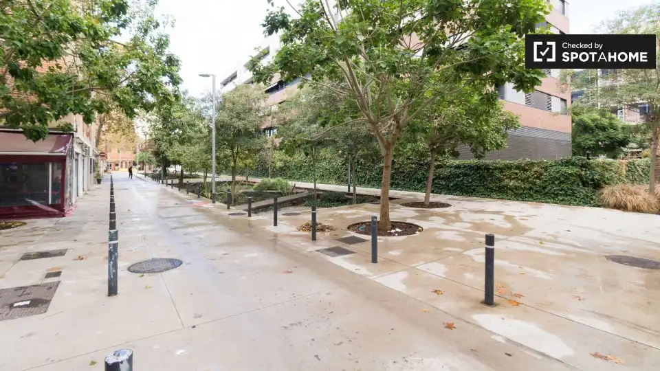 Außenansicht von Wohnung zur Miete in Barcelona mit Klimaanlage, Heizung und Möbliert