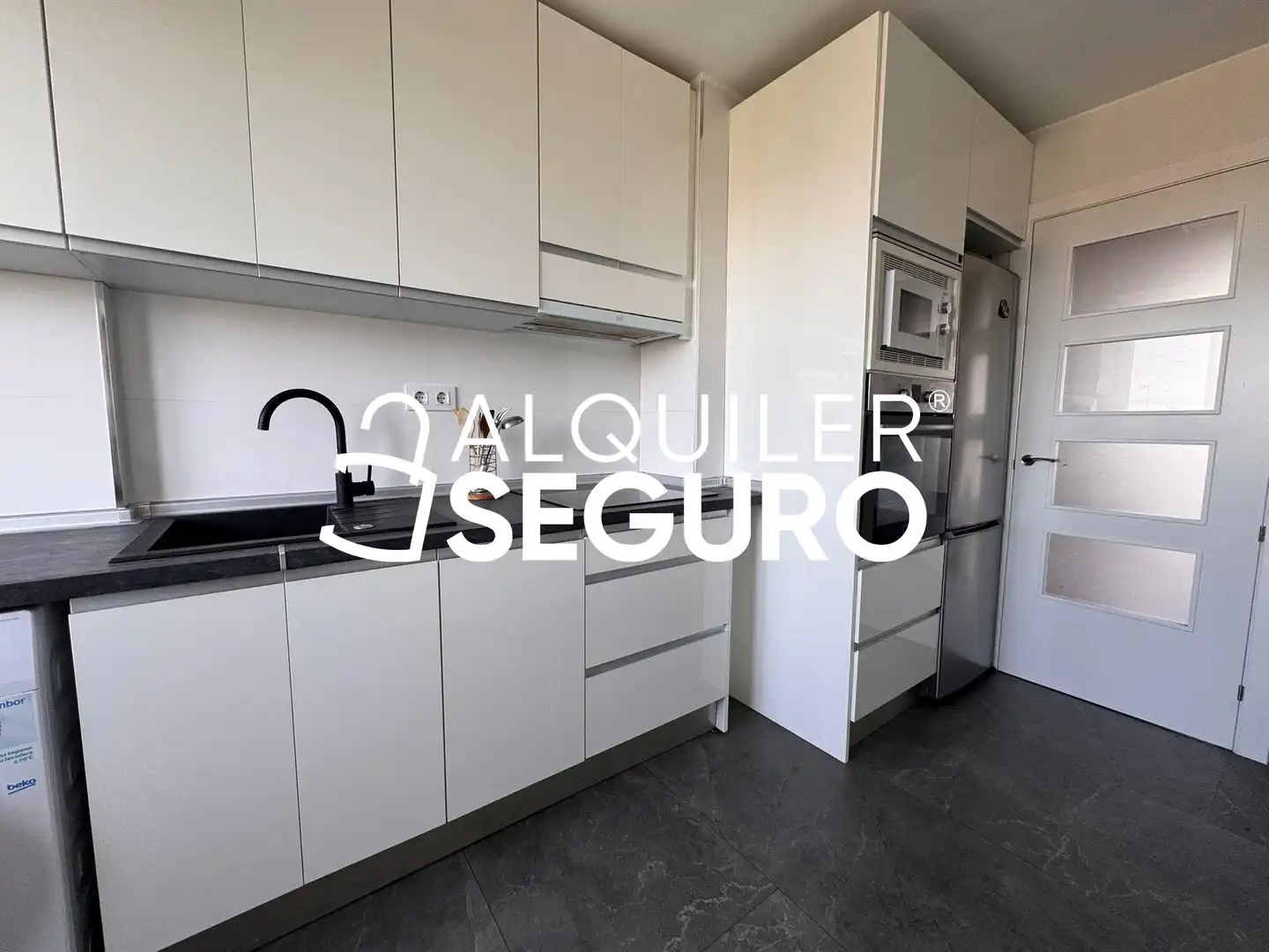Cocina de Piso de alquiler en Madrid con Aire acondicionado, Calefacción y Terraza