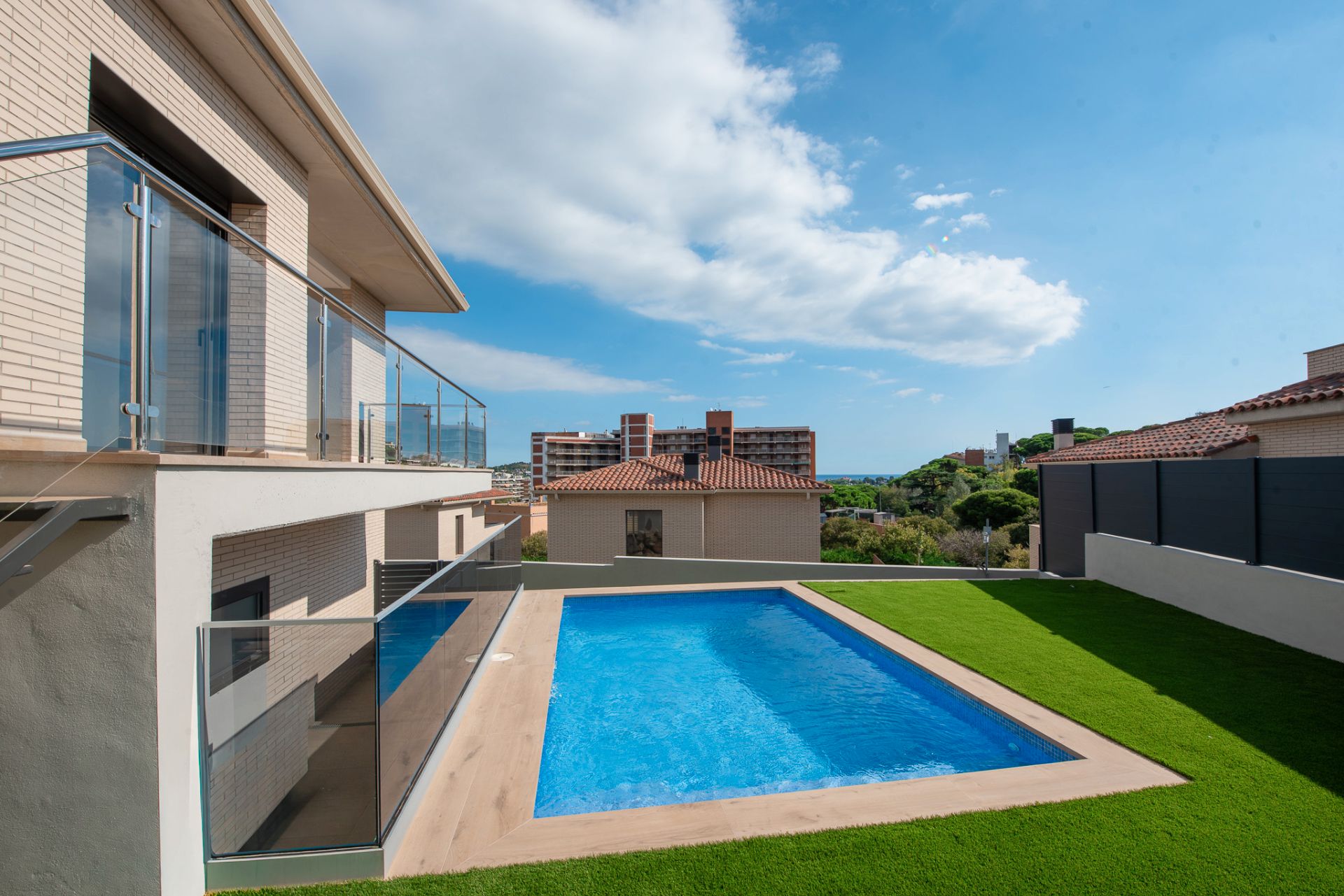 Swimming pool of House or chalet for sale in Sant Feliu de Guíxols  with Air Conditioner, Heating and Private garden