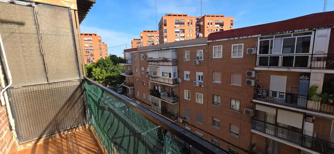 Terrassa de Pis en venda en Madrid amb Aire condicionat, Calefacció i Terrassa