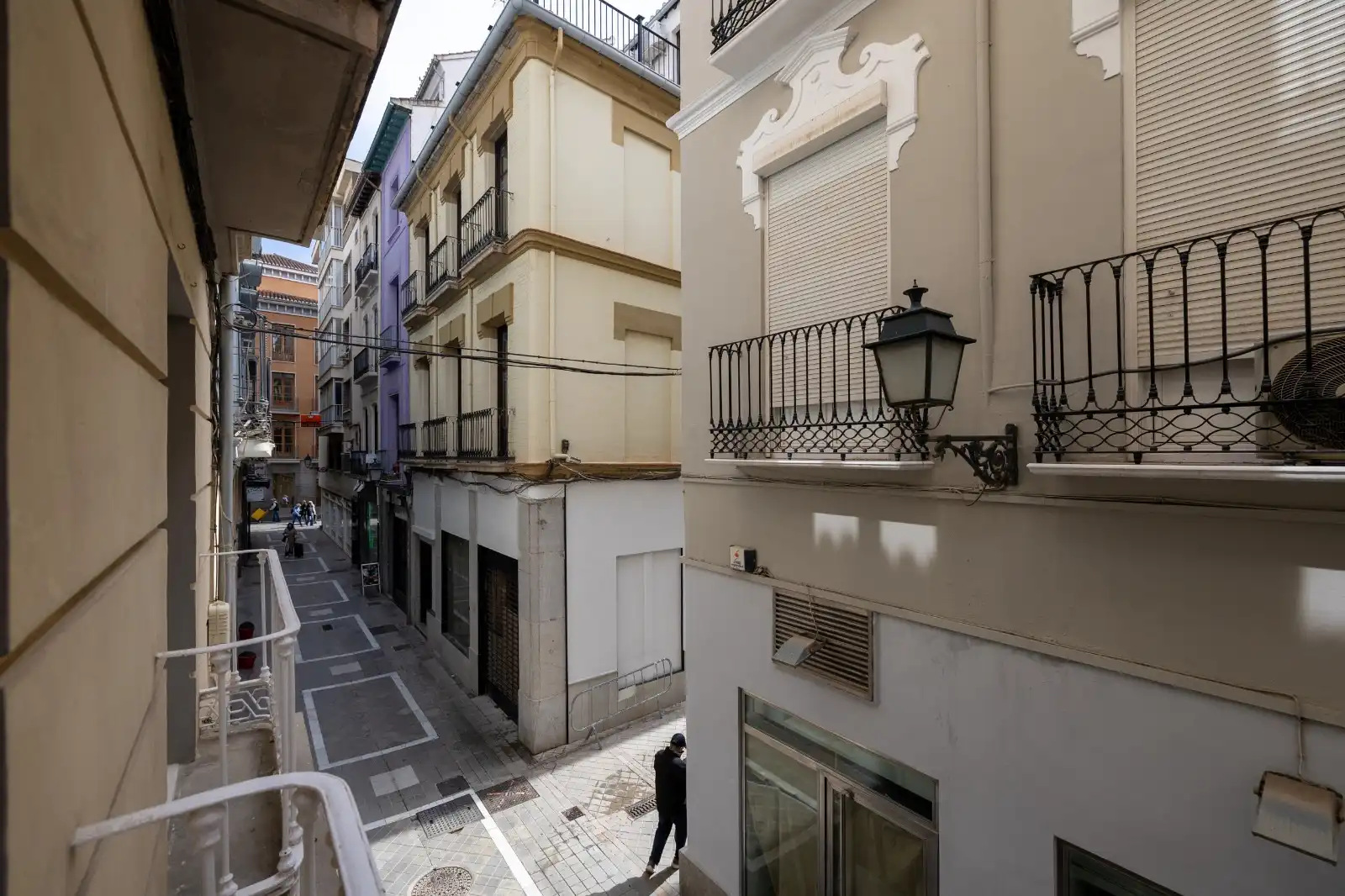 Piso de alquiler en Calle Alhóndiga, Centro - Sagrario