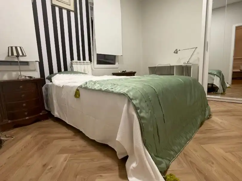 Bedroom of Lofts for share in Madrid  with Air Conditioner, Heating and Parquet flooring