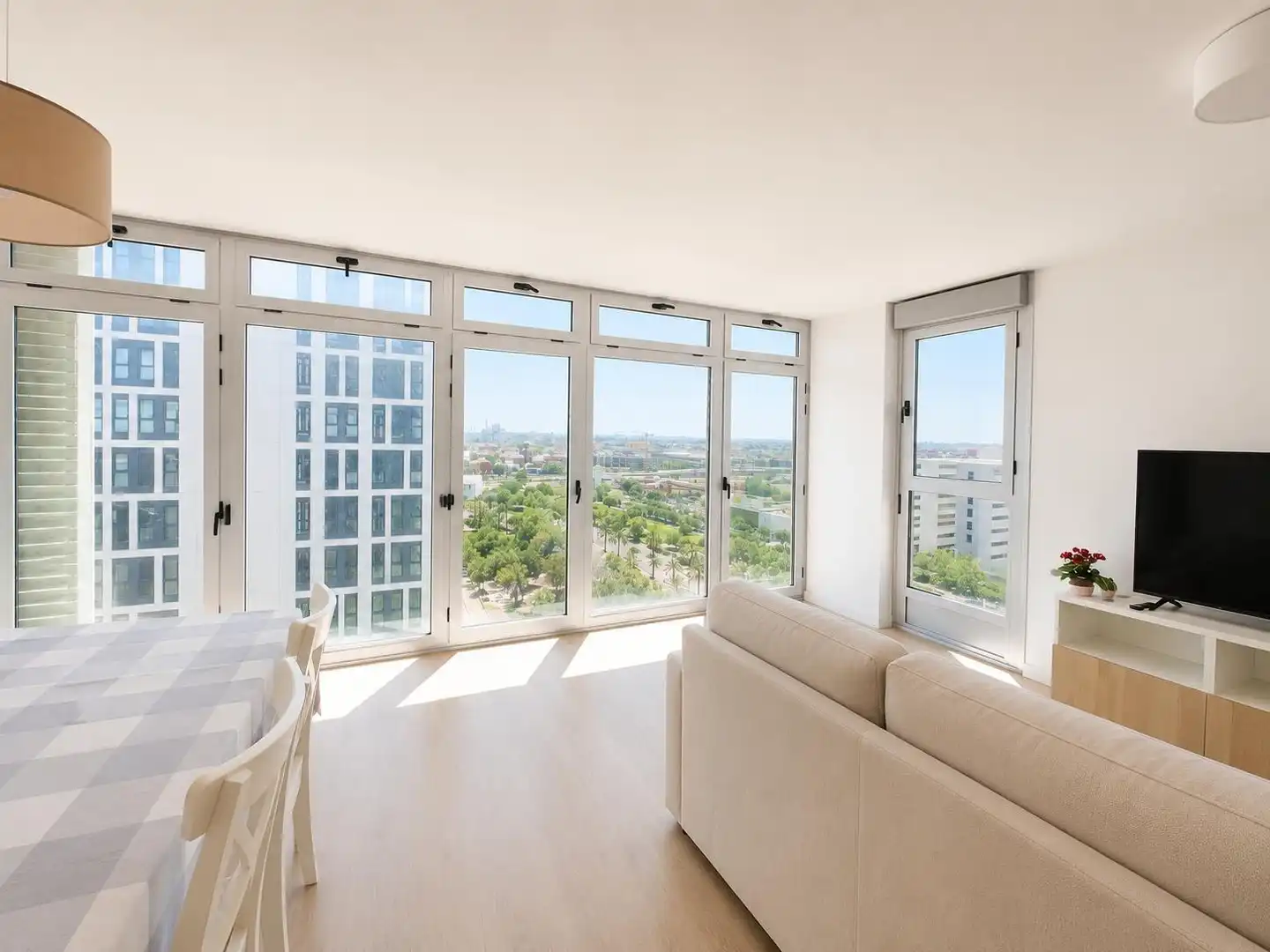 Terrasse von Wohnung zur Miete in Valencia mit Klimaanlage, Heizung und Möbliert