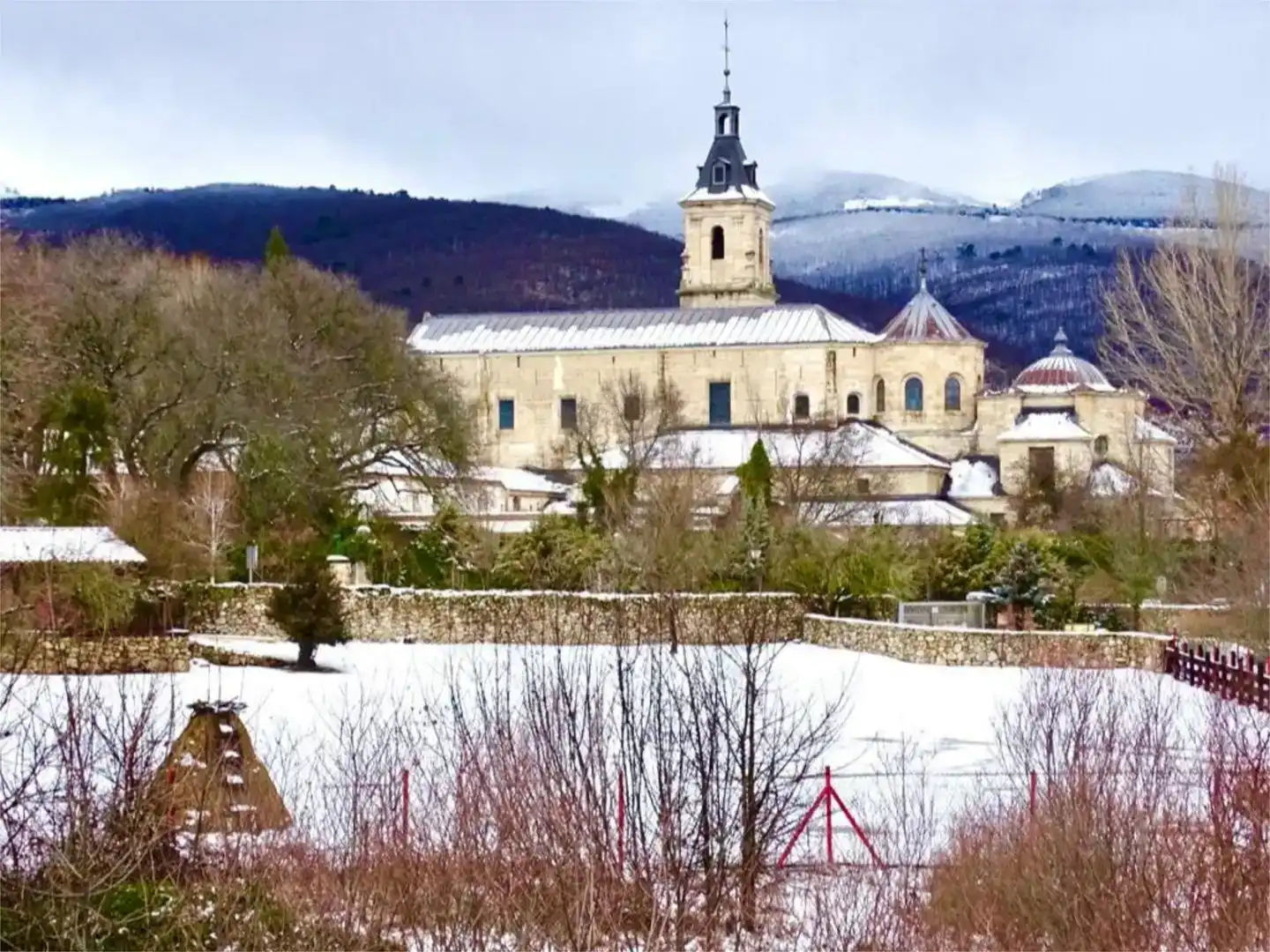 Vista exterior de Finca rústica en venda en Rascafría, Madrid
