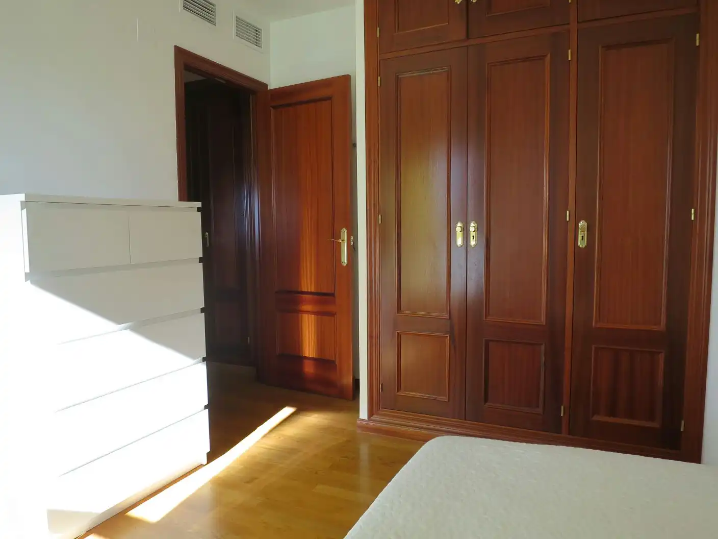 Wohnung zur Miete in Calle Pablo Neruda, 3, Chapín - Campus Universitario - Navinco