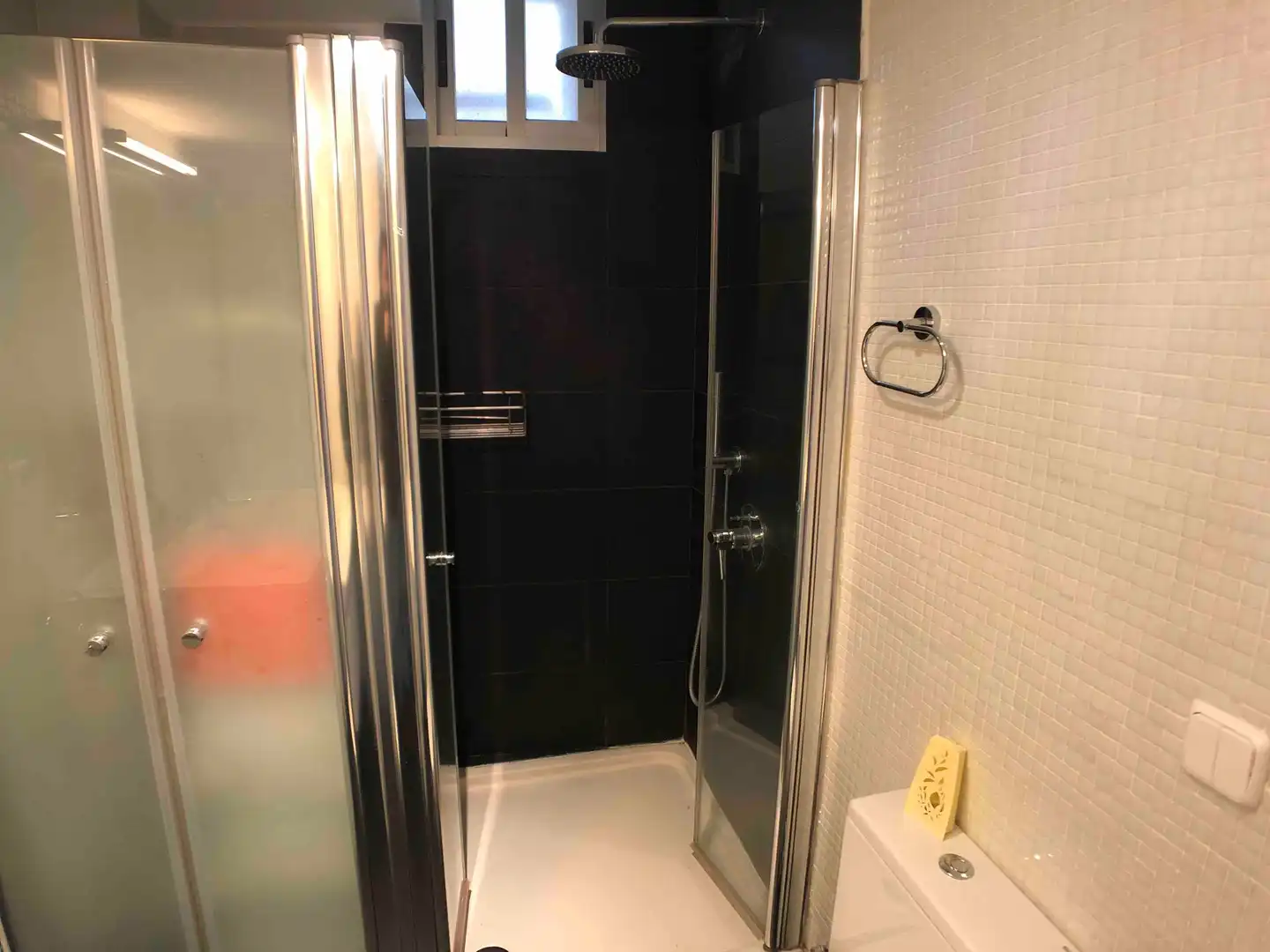 Baño de Piso de alquiler en Madrid con Aire acondicionado, Calefacción y Parquet