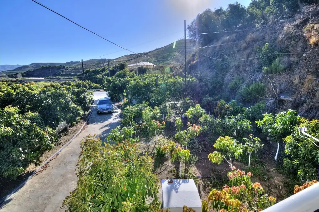 Casa rústica amb jardí en venda a Rubite, imagen 4