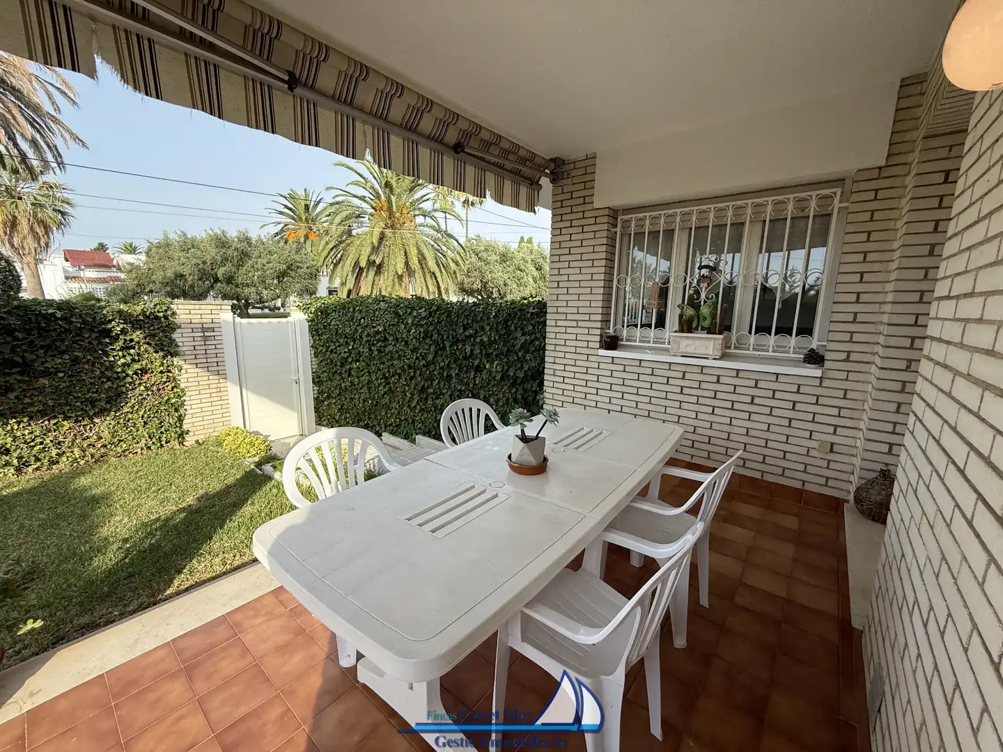 Terraza de Casa adosada en venta en Cambrils con Aire acondicionado, Calefacción y Jardín privado