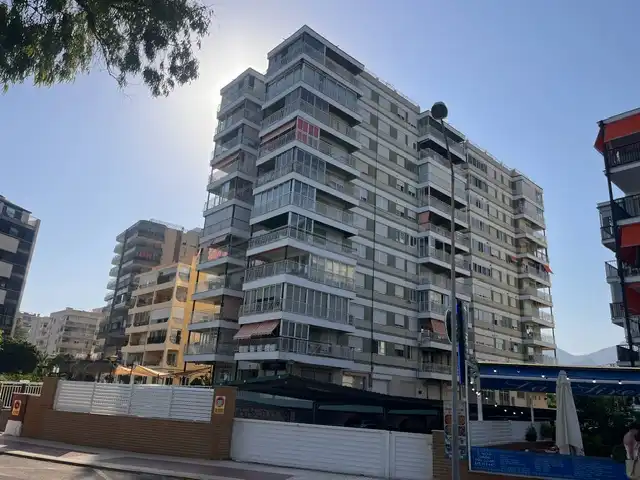 Vista exterior de Apartament en venda en Benicasim / Benicàssim amb Aire condicionat, Terrassa i Traster