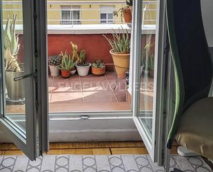 Balcony of Attic to rent in  Madrid Capital  with Air Conditioner and Terrace