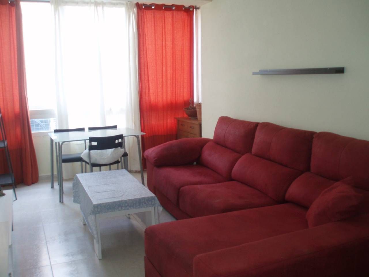 Piso de alquiler en SALVADOR MONTESINO, 17, Centro