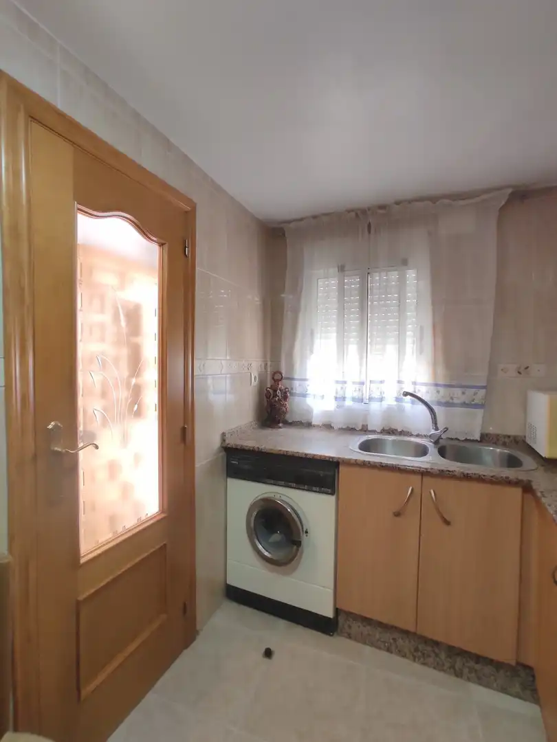 Cocina de Casa adosada en venta en Enguídanos con Amueblado