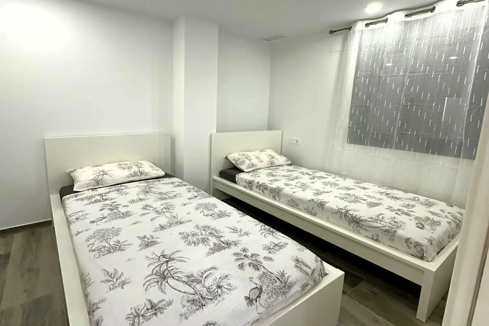 Apartamento con terraza en venta en Calle RAMON GALLUD 139, imagen 16