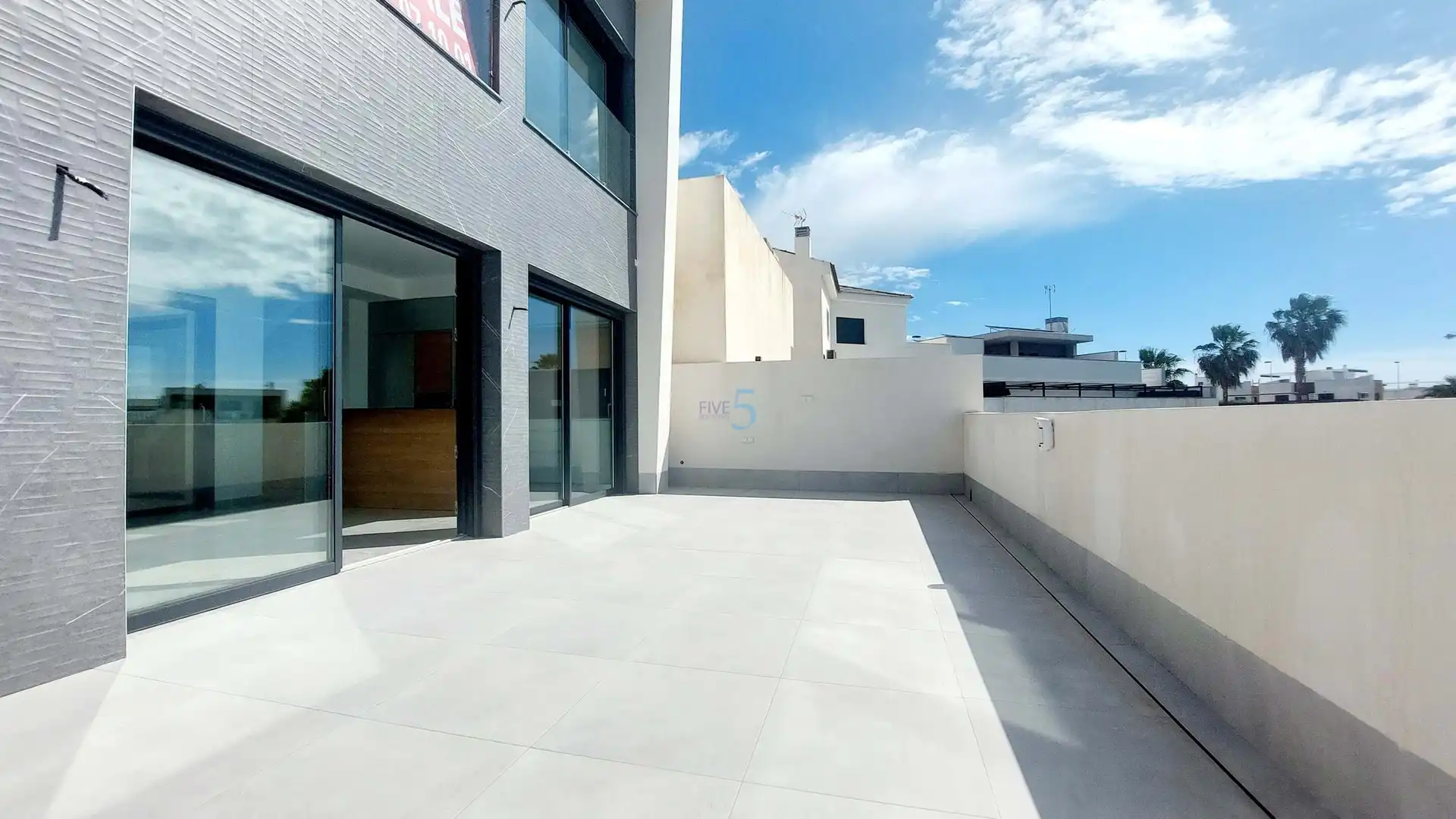 Terrassa de Casa o xalet en venda en San Pedro del Pinatar amb Aire condicionat, Terrassa i Piscina