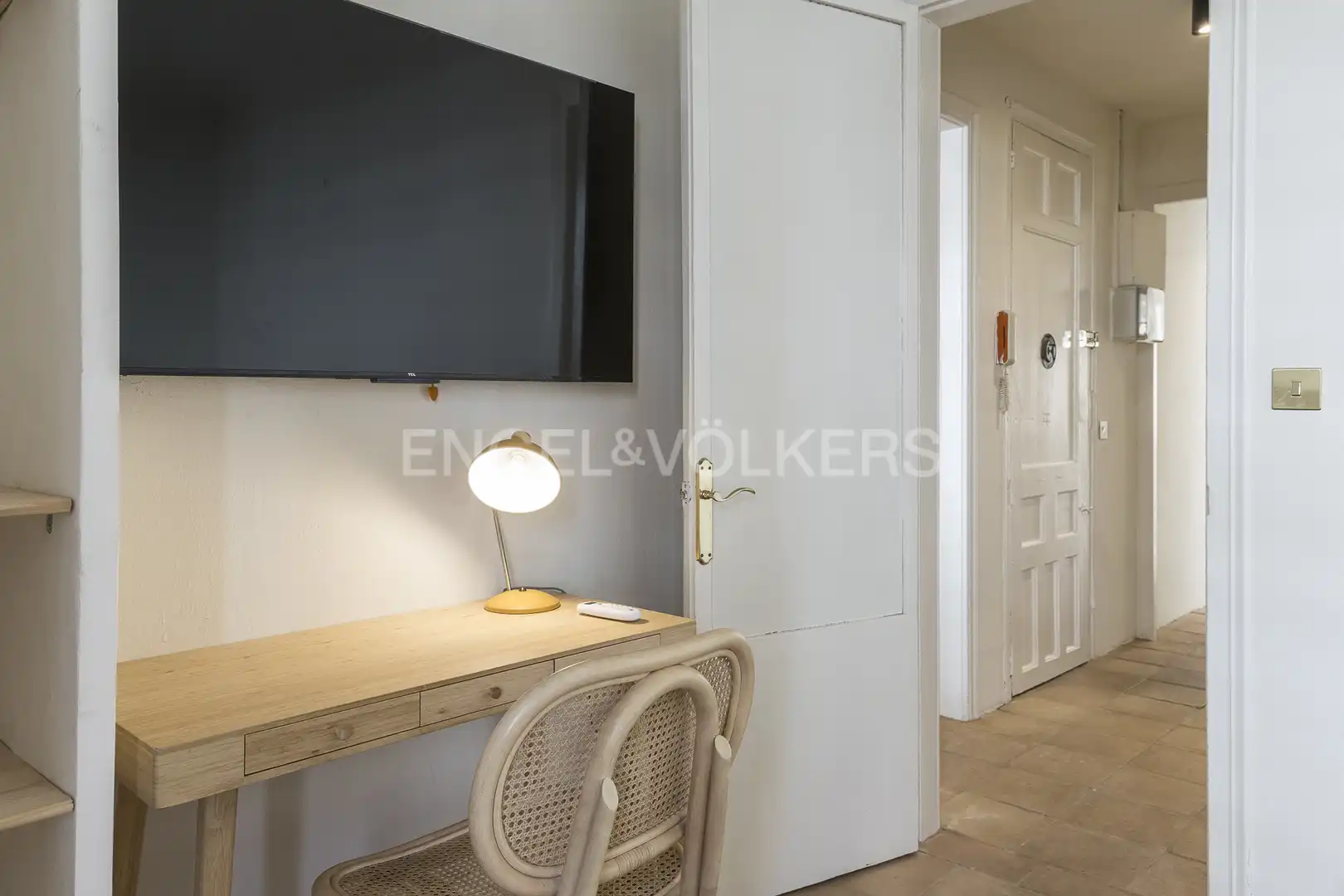 Schlafzimmer von Wohnung zur Miete in Barcelona mit Klimaanlage, Heizung und Balkon