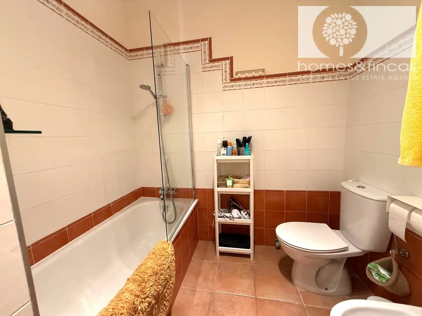 Bathroom of Houses for sale in Ayamonte  with Air Conditioner, Terrace and Furnished