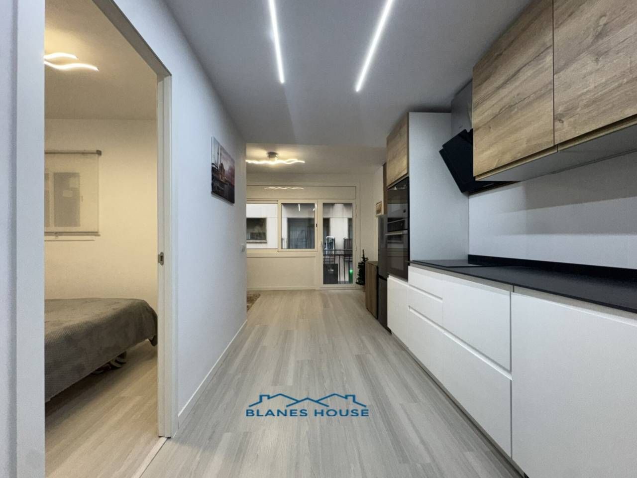 Cuina de Apartament en venda en Lloret de Mar amb Aire condicionat, Parquet i Moblat