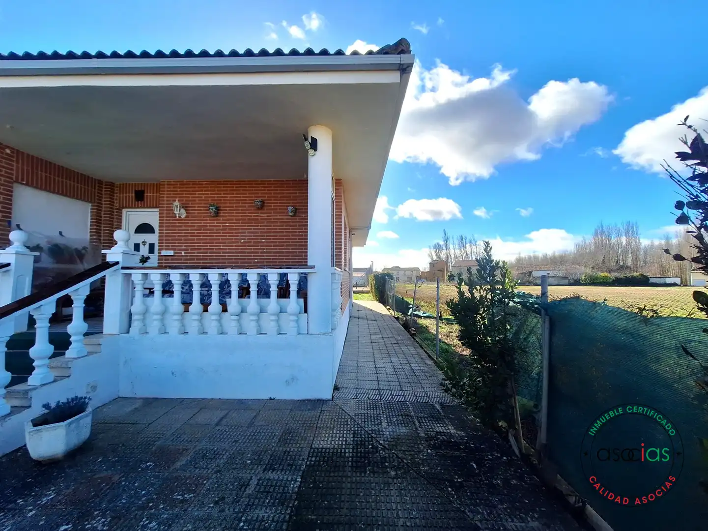 Vista exterior de Casa o chalet en venta en Sahagún con Calefacción y Jardín privado
