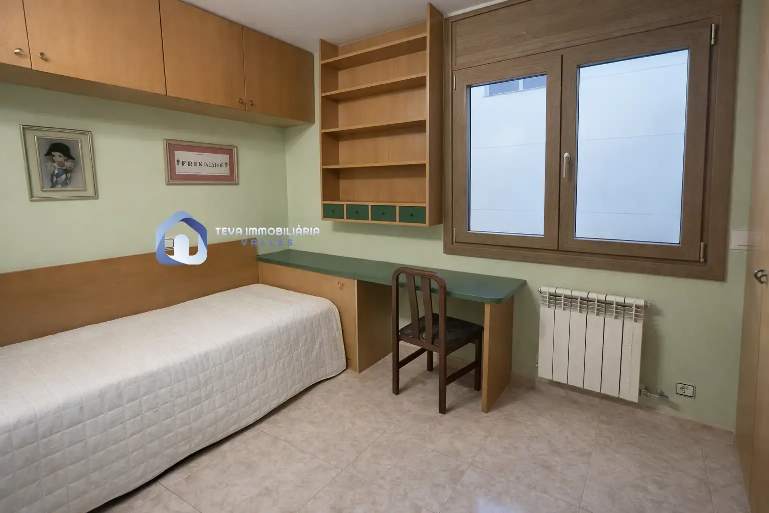 Habitación de Casa o chalet en venta en Sant Fost de Campsentelles con Calefacción, Terraza y Trastero