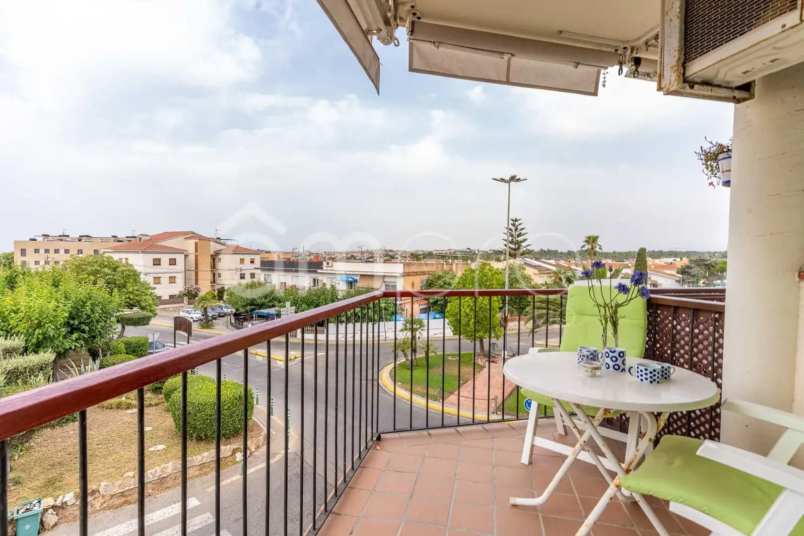 Terrasse von Wohnung zum Verkauf in Torredembarra mit Klimaanlage, Terrasse und Schwimmbad
