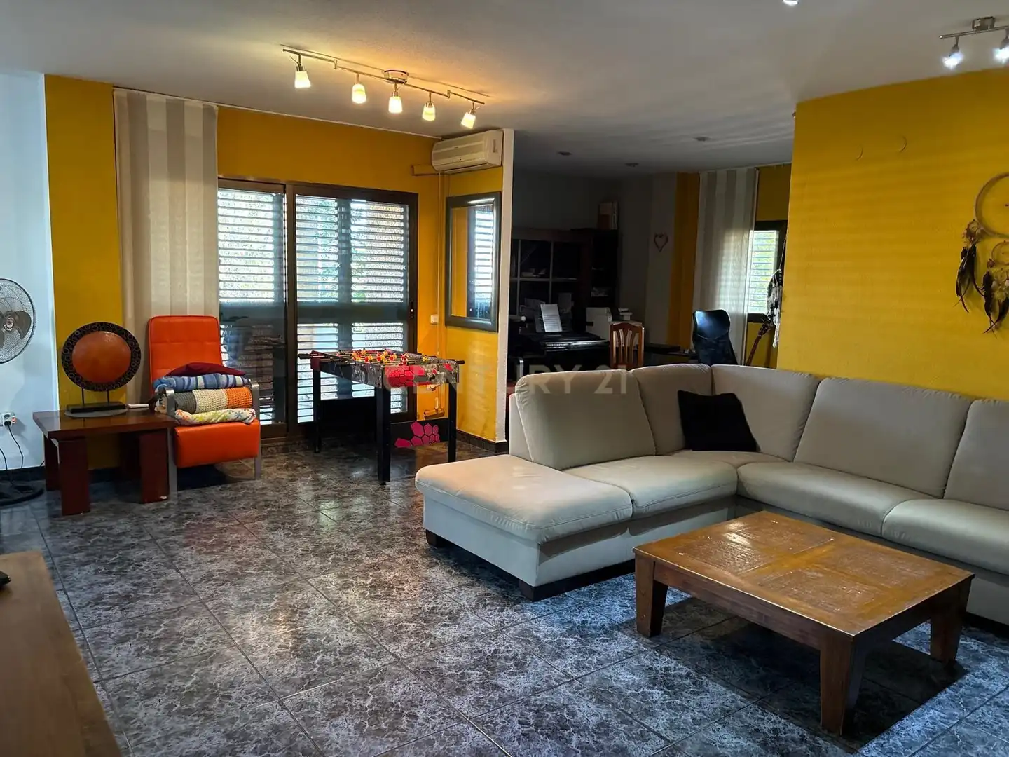 Sala de estar de Casa o chalet en venta en Chiva con Jardín privado