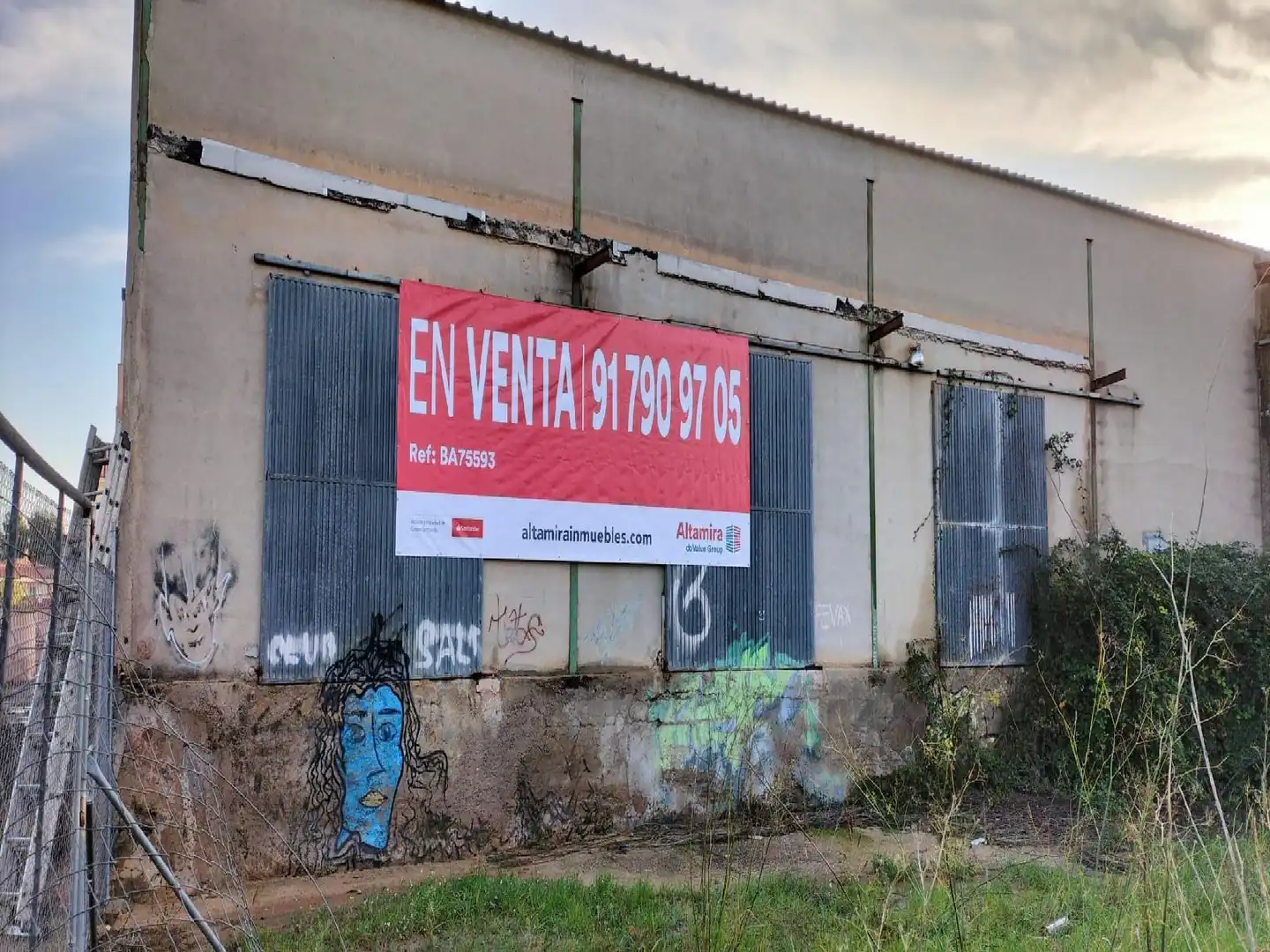 Nau industrial en venda a DON JUAN JOSE FIGUEROA BETRAN 1