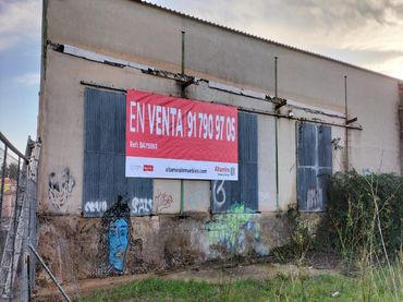 Nave industrial in vendita a DON JUAN JOSE FIGUEROA BETRAN 1