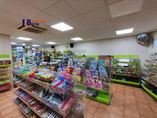 Local comercial en Venta en Manuel Andrés Kalea, 4 en Centro - Albiz - Markonzaga