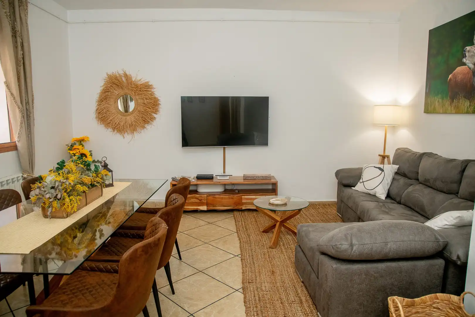 Sala d'estar de Casa o xalet en venda en Segura de la Sierra amb Aire condicionat i Terrassa