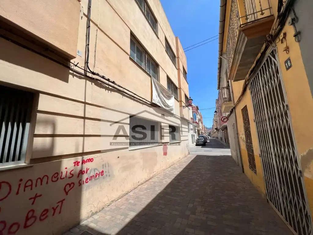 Vista exterior de Edificio en venta en Alzira