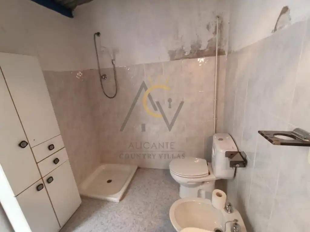 Badezimmer von Haus oder Chalet zum Verkauf in La Romana mit Privatgarten und Terrasse