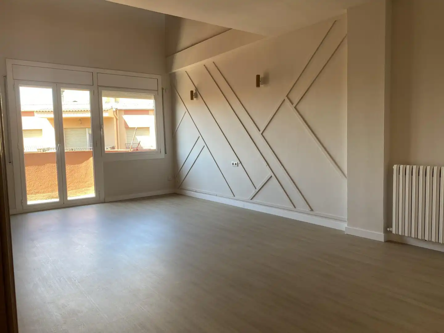 Wohnzimmer von Maisonette zum Verkauf in Manlleu mit Heizung, Parkett und Terrasse