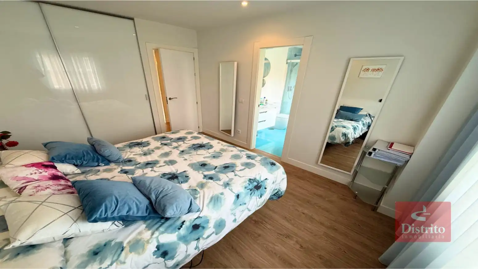 Schlafzimmer von Einfamilien-Reihenhaus zum Verkauf in Piélagos mit Heizung, Privatgarten und Terrasse