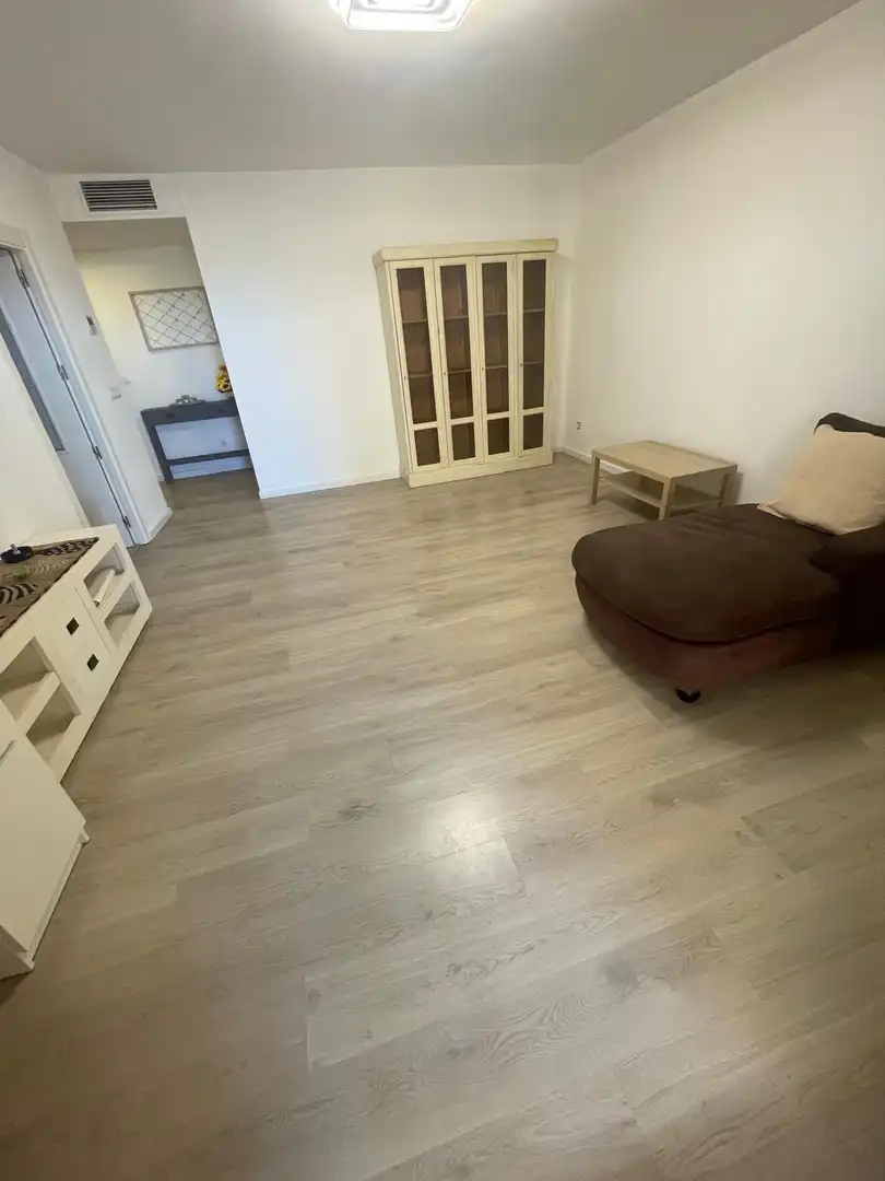 Flat for sale in PAU 5
