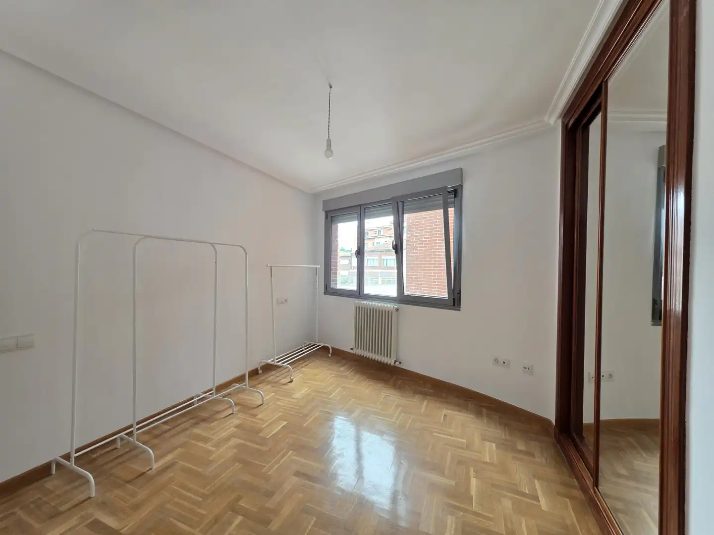 Bedroom of Flat for rent in Siero  with Heating, Parquet flooring and Terrace
