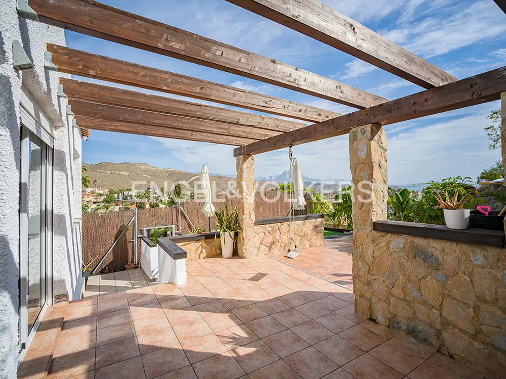 Terrace of Houses for sale in Pueblo Acantilado - Lanuza