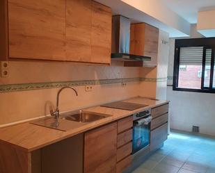 Kitchen of Flat for sale in  Madrid Capital  with Air Conditioner, Heating and Parquet flooring