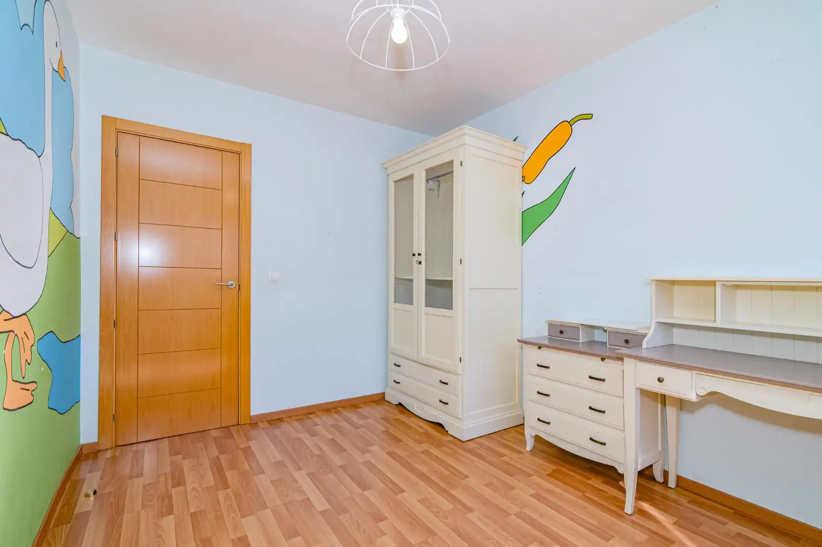 Casa aparellada amb terrassa en venda a Jun, imagen 20