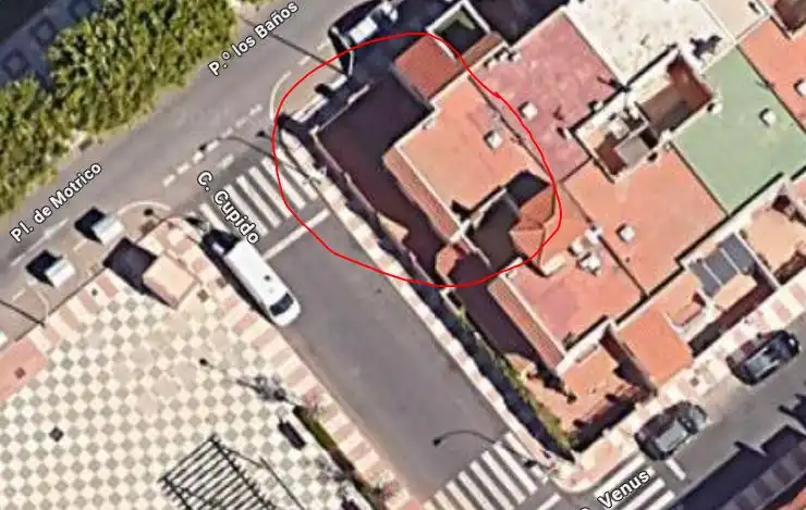 Vista exterior de Casa adosada en venta en Roquetas de Mar con Aire acondicionado, Jardín privado y Amueblado