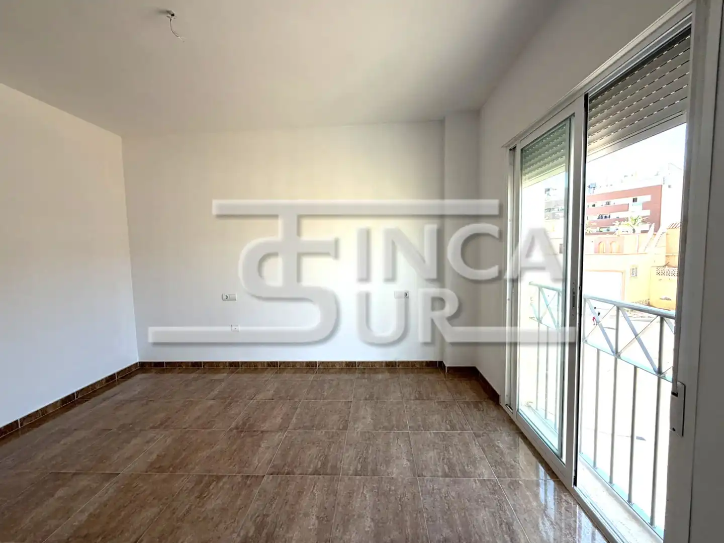 Habitación de Piso en venta en Roquetas de Mar con Balcón