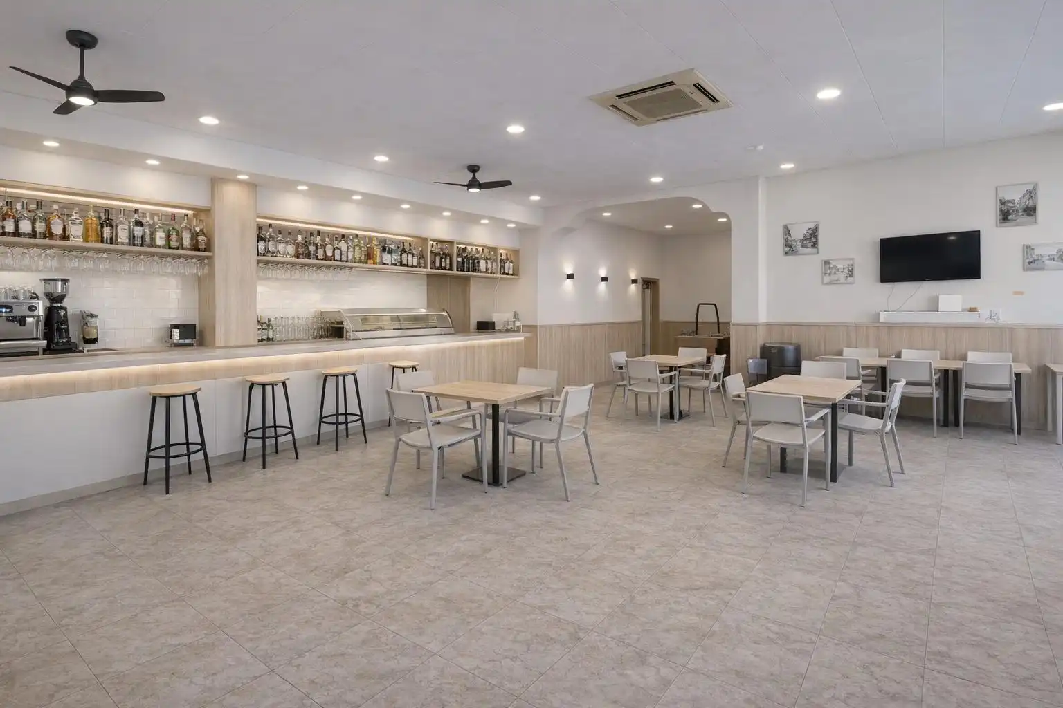 Local de alquiler en Benaguasil con Aire acondicionado y Amueblado