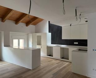 Kitchen of Flat for sale in  Logroño  with Heating and Storage room