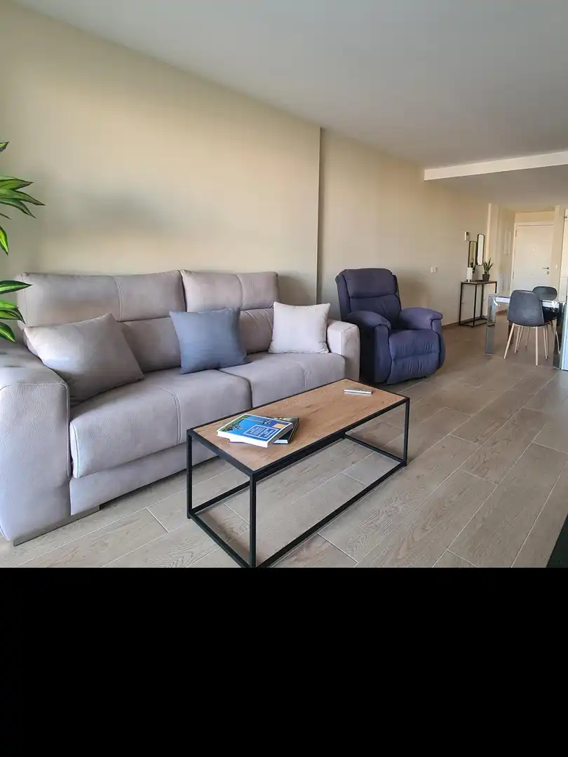 Sala d'estar de Apartament en venda en Jerez de la Frontera amb Aire condicionat, Terrassa i Traster